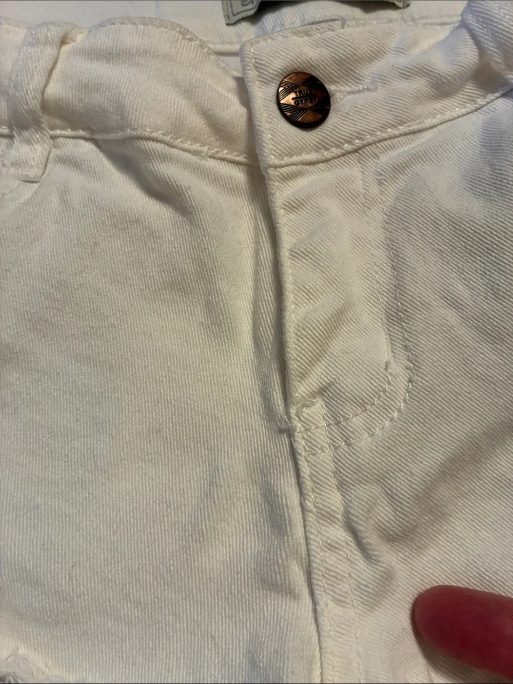 True Gypsy White Denim Distressed jean shorts low rise Y2K Size 5